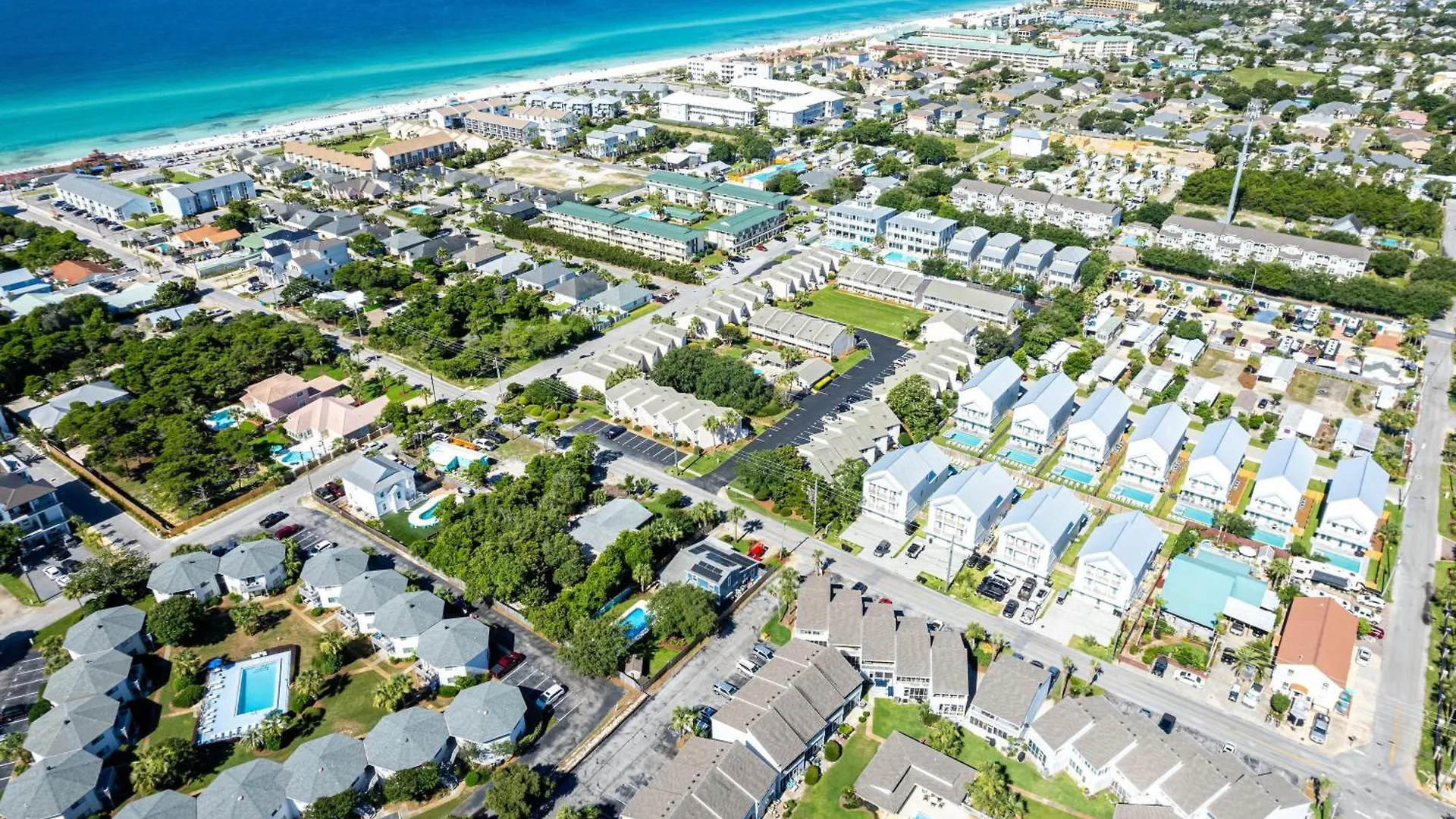 Shoreline Towers 3066- By Holiday Isle Properties Destin Apartment